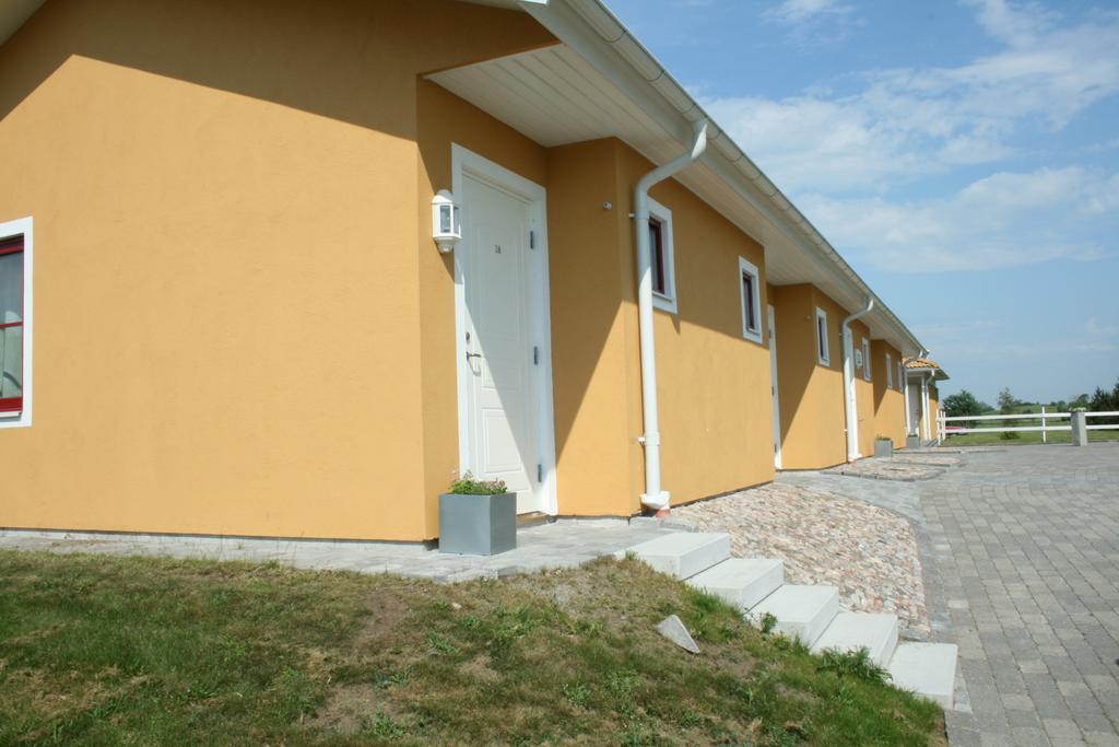 Bjaere Golfklubb Hotel & Lodge Бастад Экстерьер фото